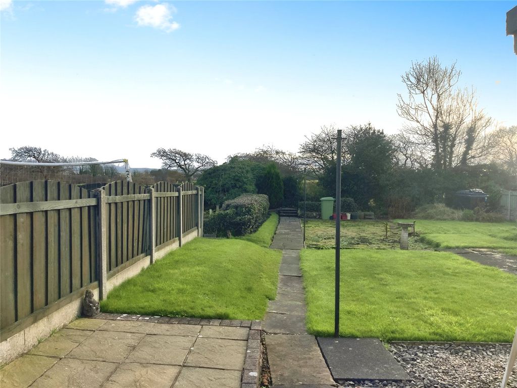 Property photo 3 of 8 Picture No. 04