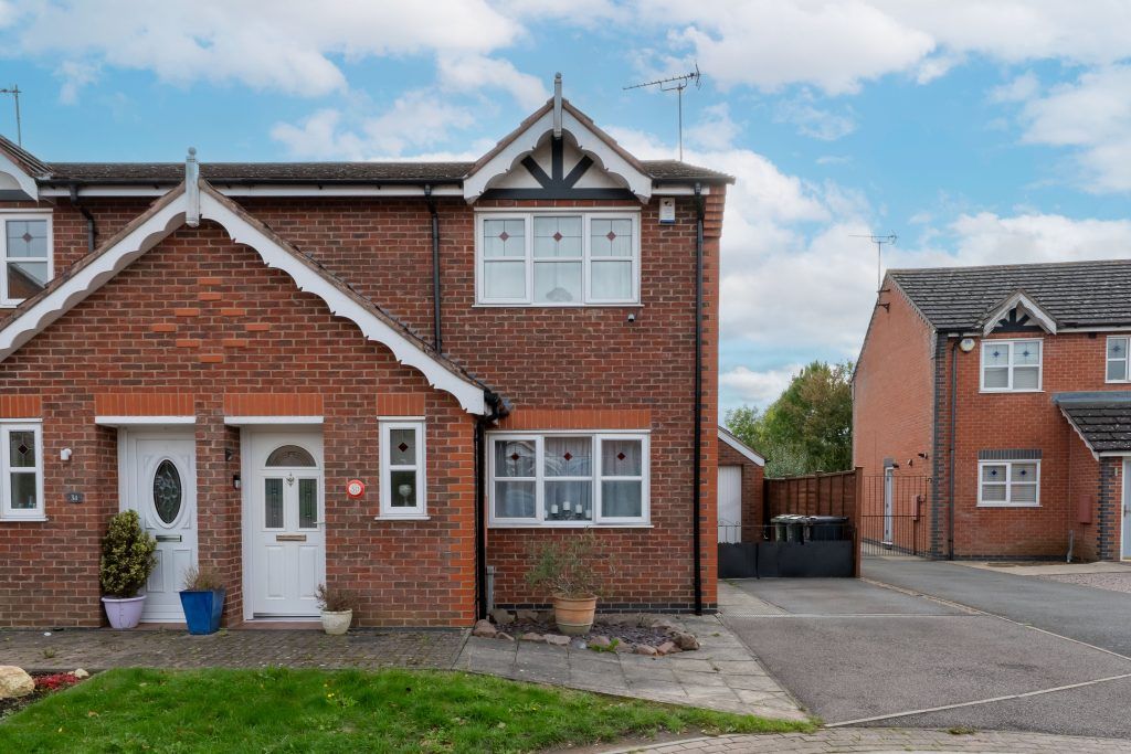 Property photo 1 of 27