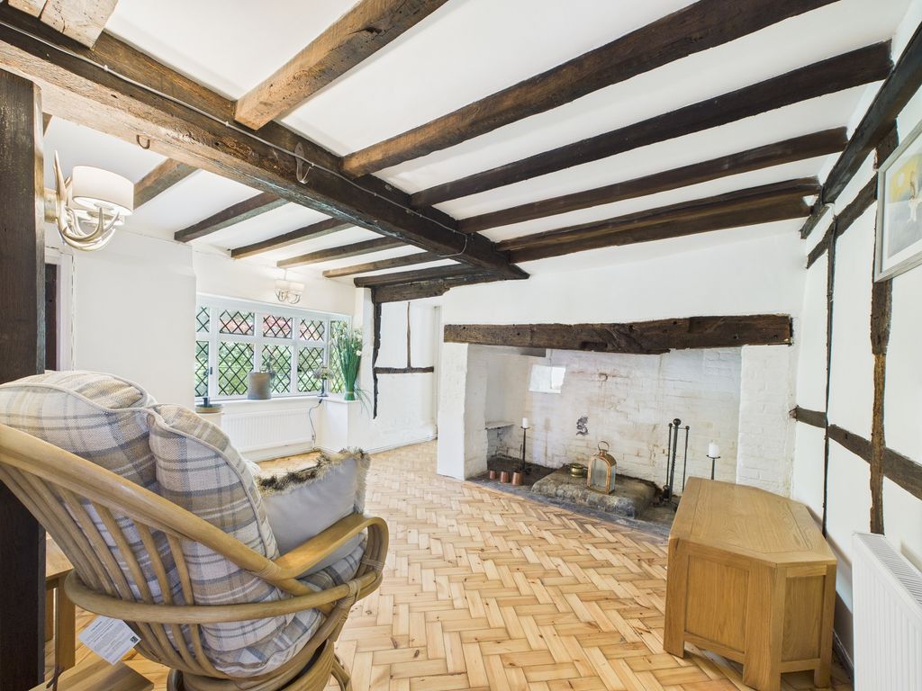 Property photo 2 of 17