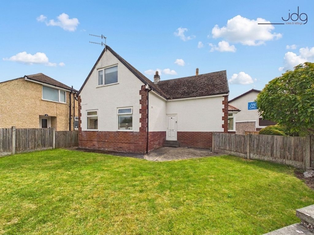 Property photo 1 of 11 Welcome To Corringham Road