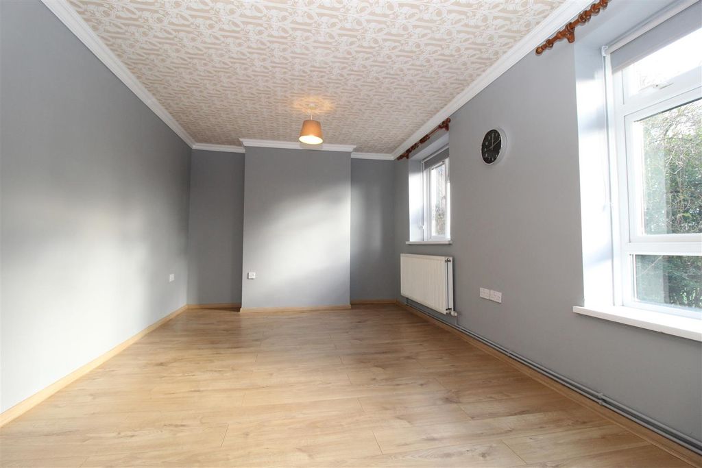 Property photo 3 of 12 Img_5327.Jpeg