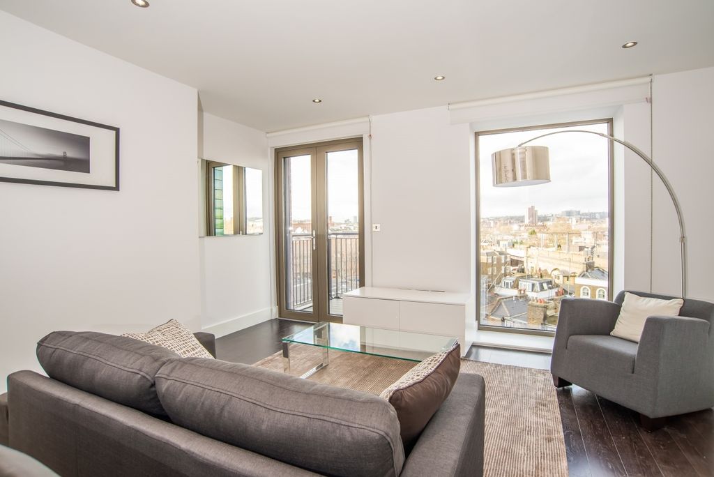 Property photo 2 of 6 Living Area