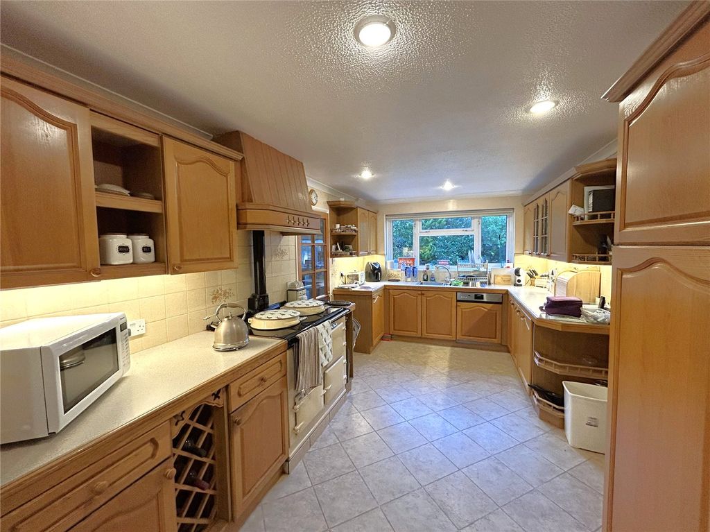 Property photo 3 of 23 Picture No. 26