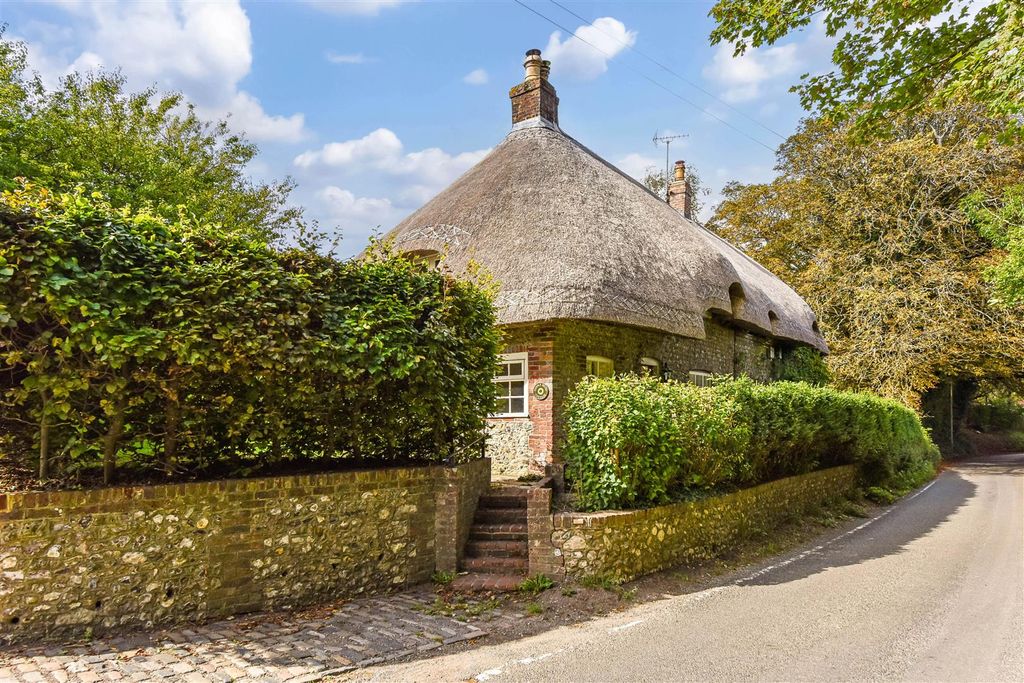 Property photo 3 of 37 Ph55_6198020.Jpg