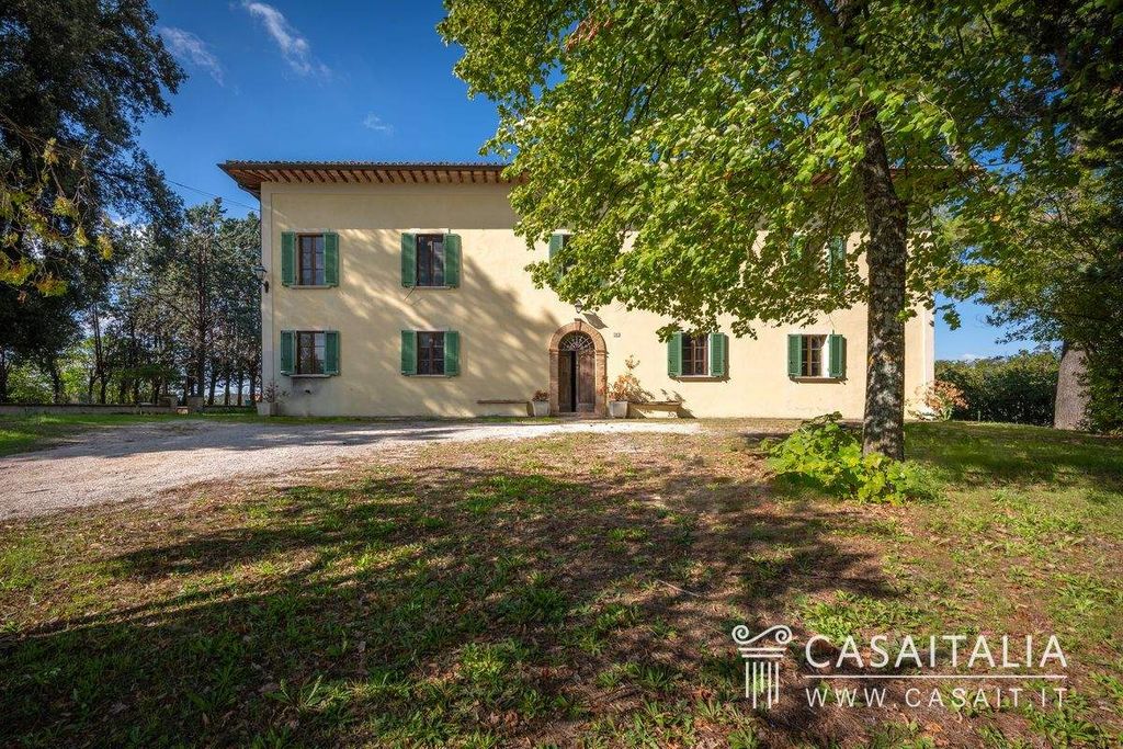 Property photo 2 of 28