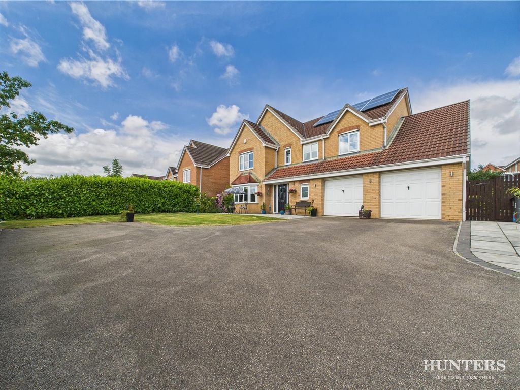 Property photo 2 of 42 Cam03792G0-Pr0247-Still043.Jpg