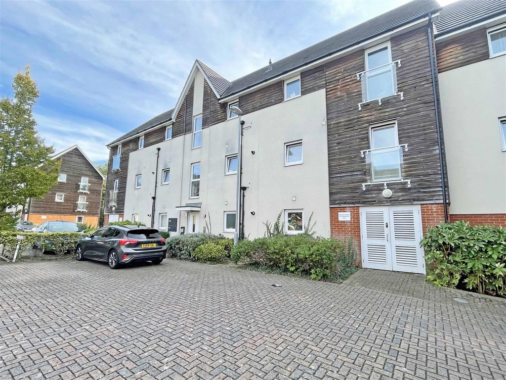 Property photo 1 of 13 Front A.Jpg