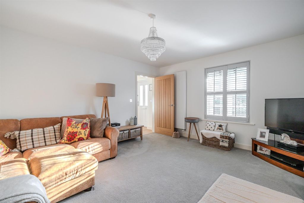 Property photo 3 of 32 Dsc00030.Jpg