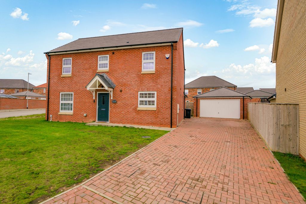 Property photo 1 of 30