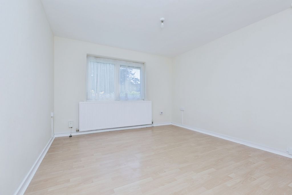 Property photo 2 of 15 Photo