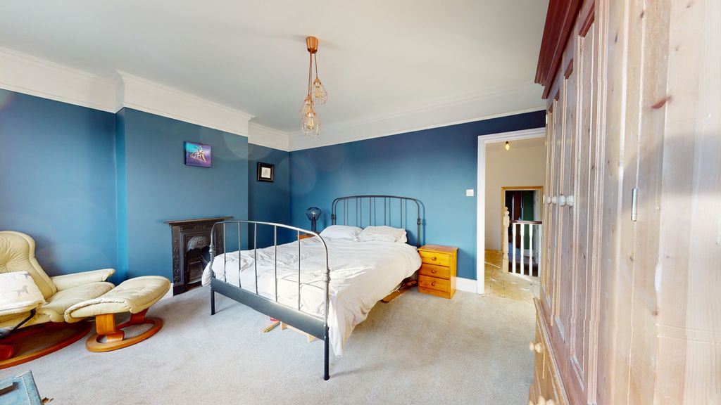 Property photo 3 of 22 12222025_125432