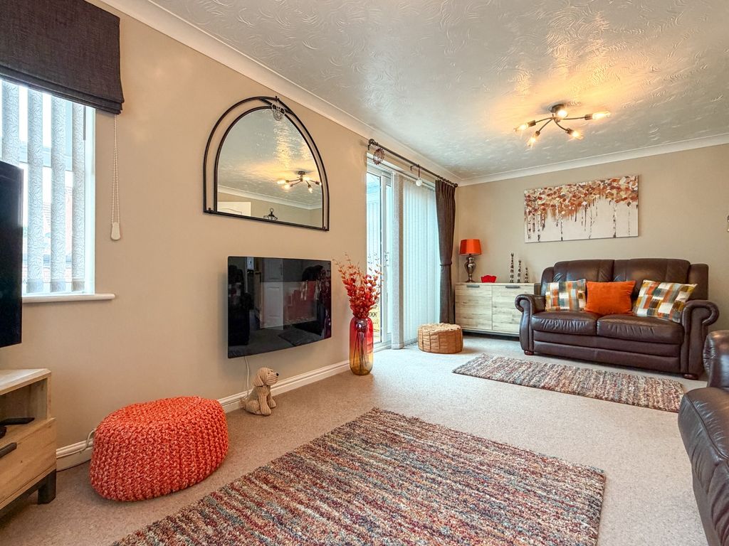 Property photo 3 of 23 5307628