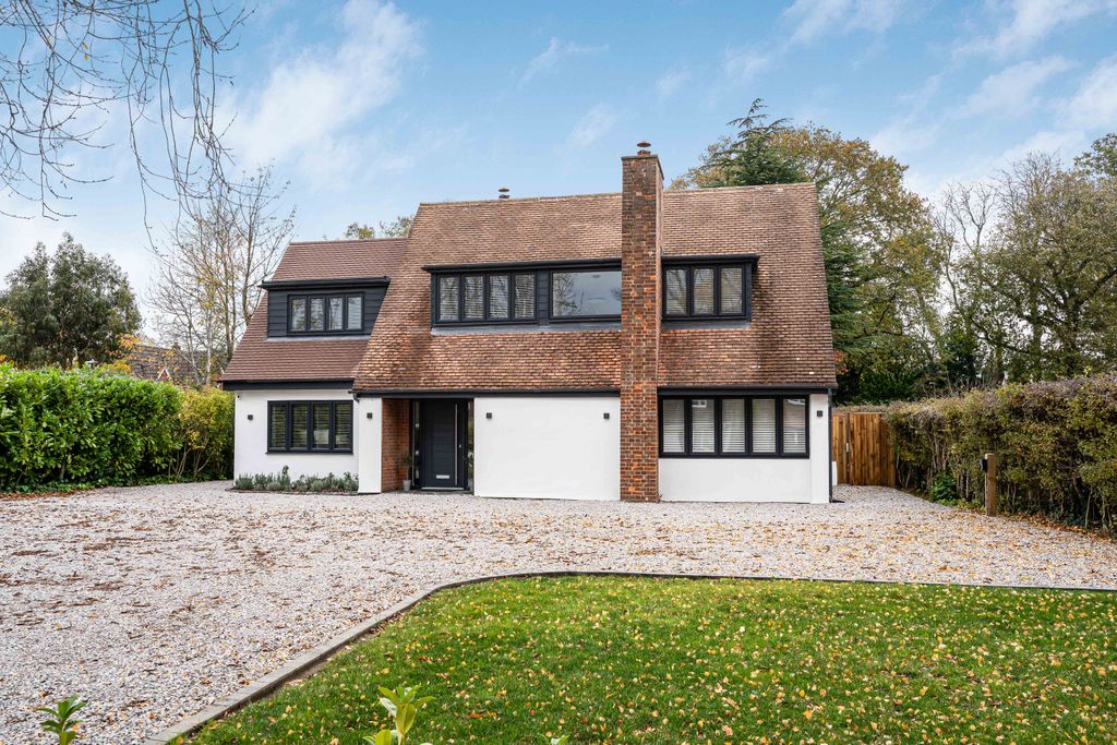 Property photo 1 of 31 Front