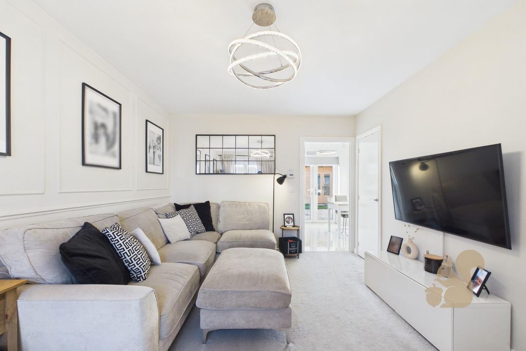 Property photo 2 of 17 Cam01659G0-Pr0676-Still013.Jpg