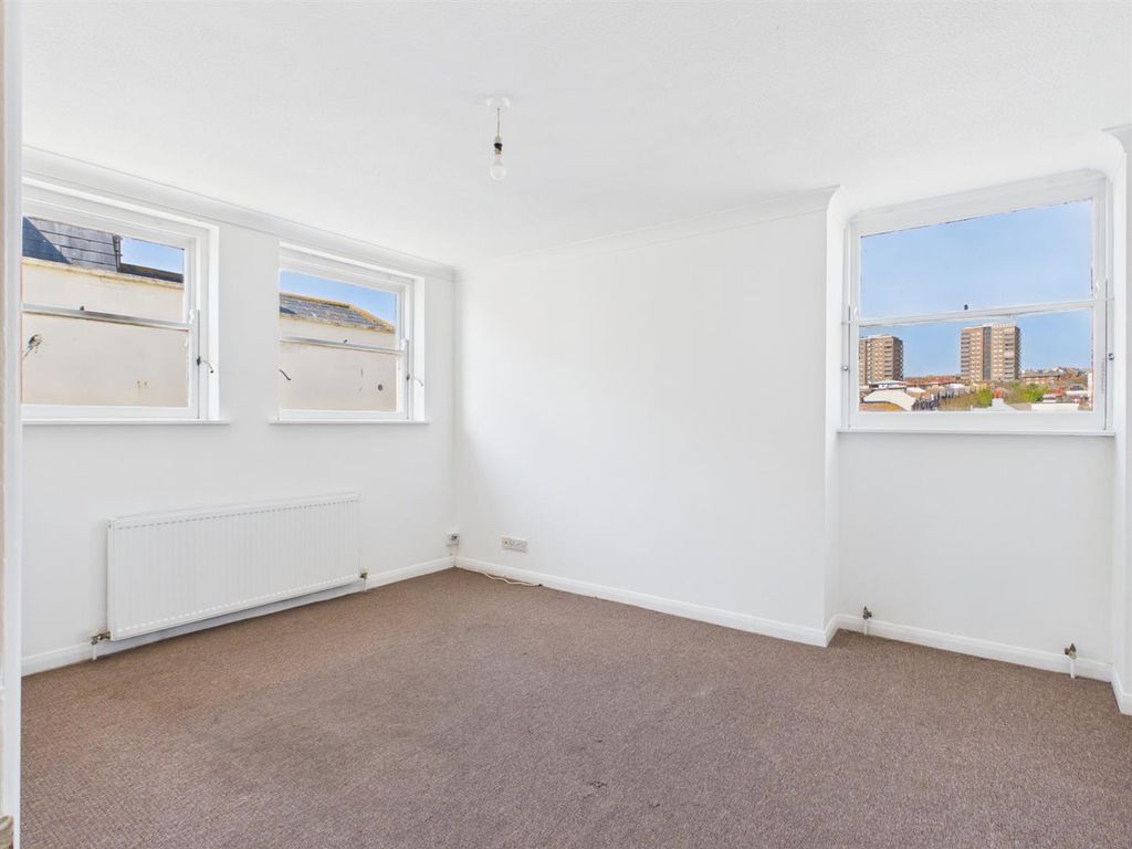 Property photo 2 of 10 Reception Room
