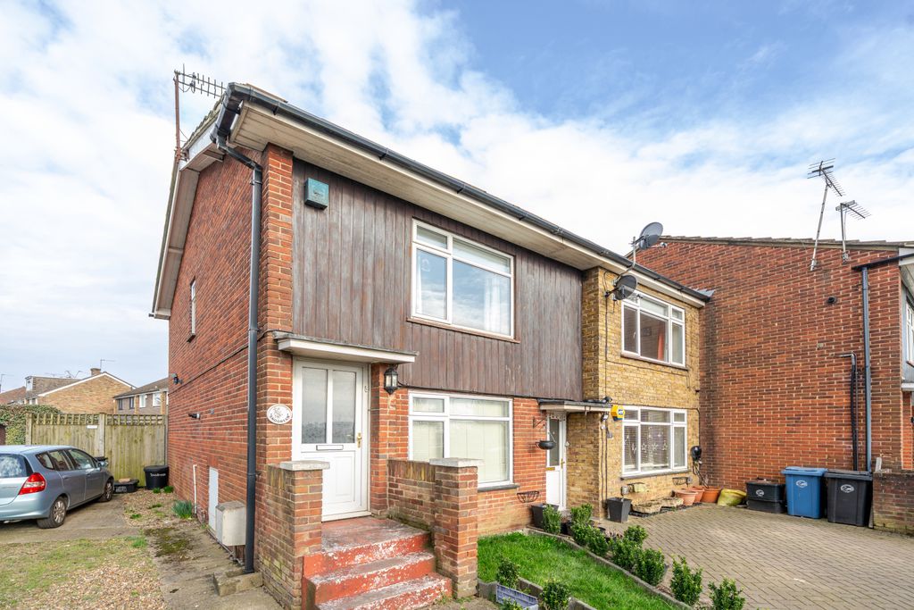 Property photo 1 of 10 Front Aspect