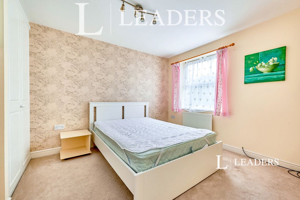 Property photo 2 of 12 Pbox-Img.Jpg