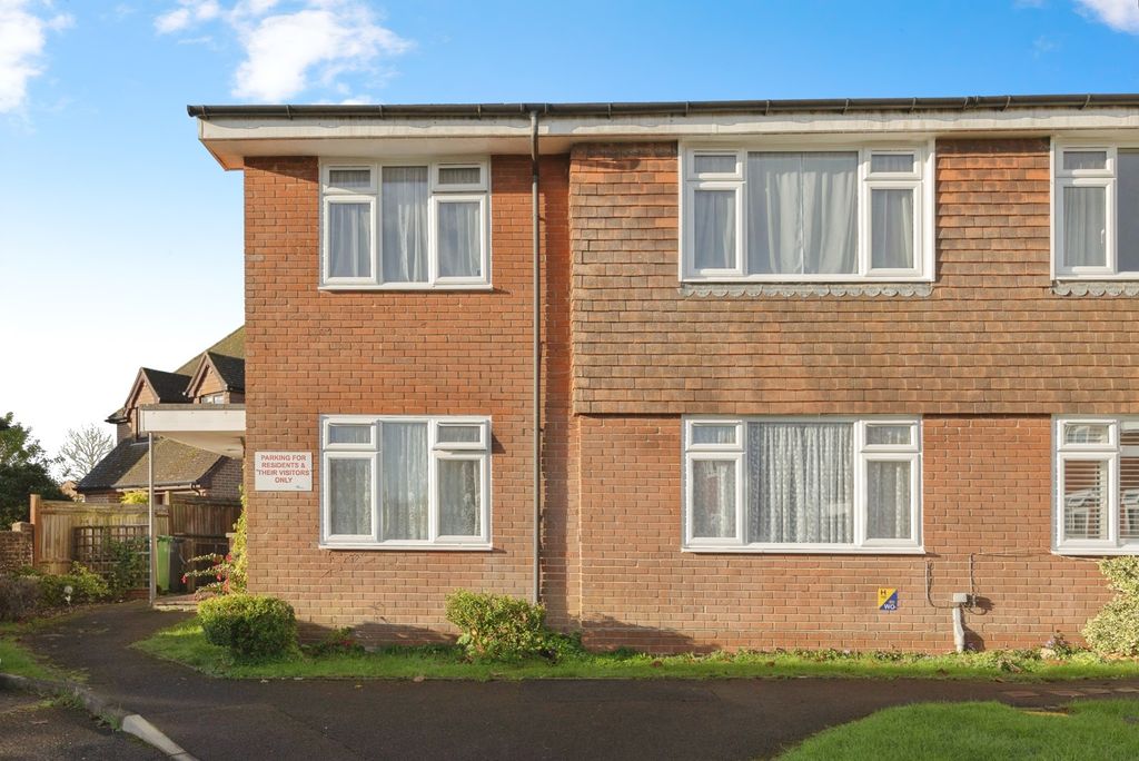 Property photo 1 of 15 Photo