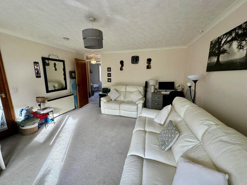 Property photo 3 of 7