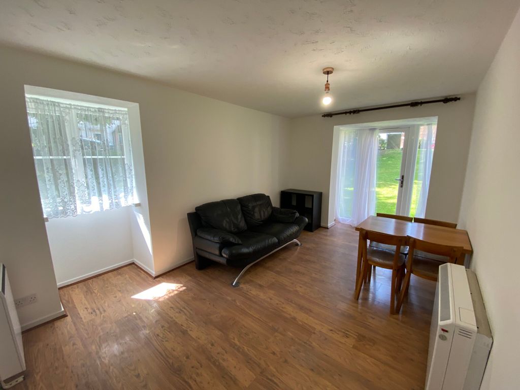 Property photo 1 of 5