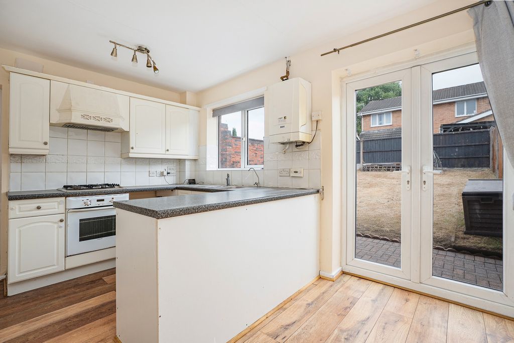 Property photo 3 of 11