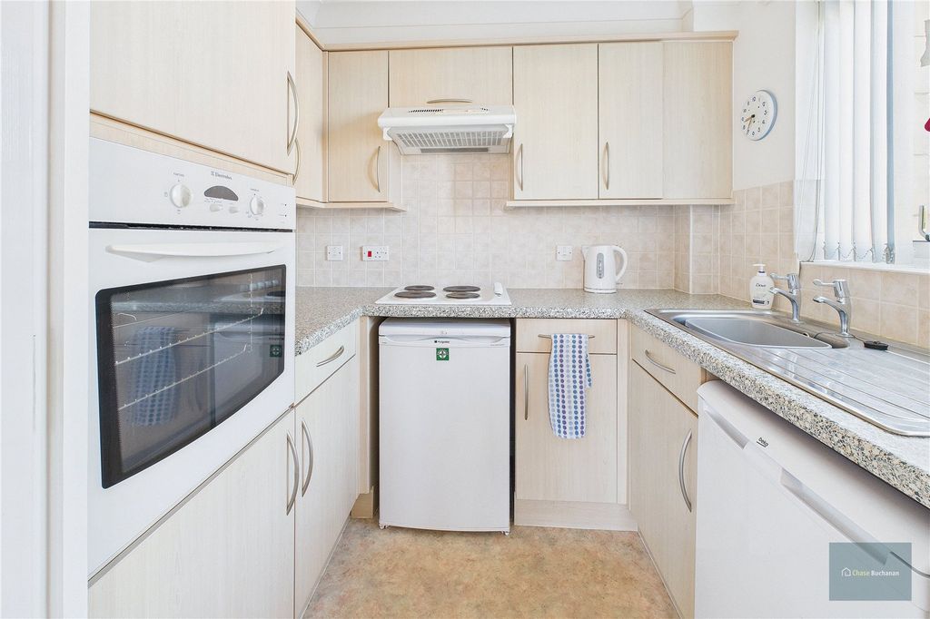Property photo 3 of 9 Picture No. 02