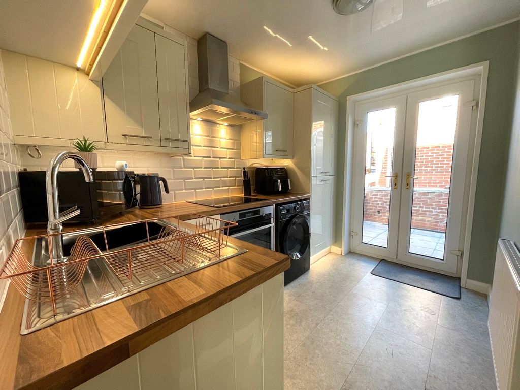 Property photo 3 of 15 Photograph 3