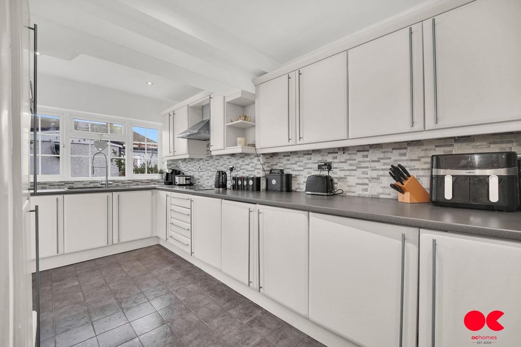 Property photo 3 of 31 Dsc08514.Jpg