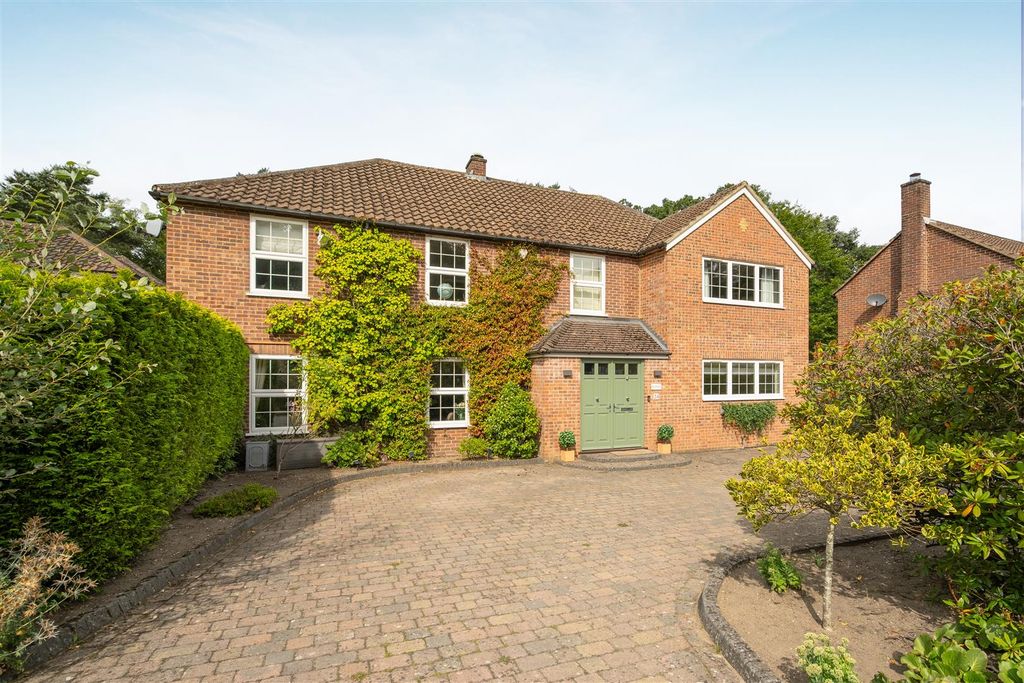Property photo 1 of 19