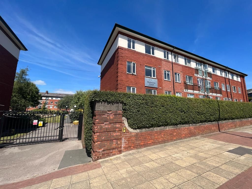 Property photo 1 of 9 2 Bedroom Apartment For Rent