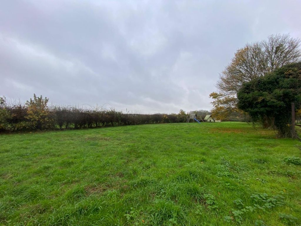 Property photo 3 of 7