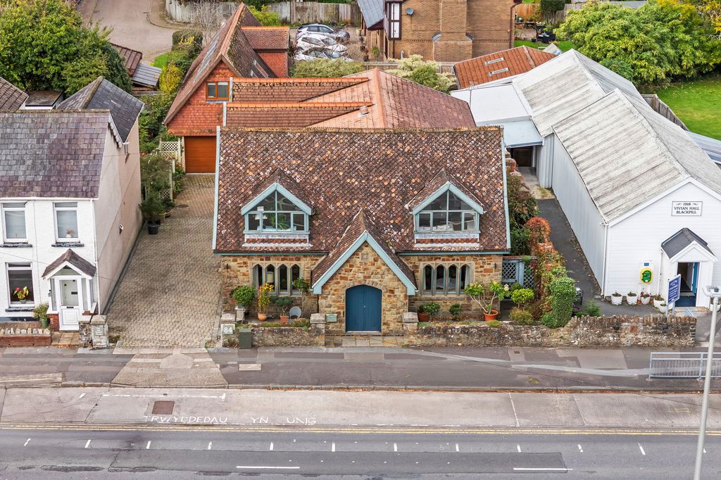 Property photo 1 of 55