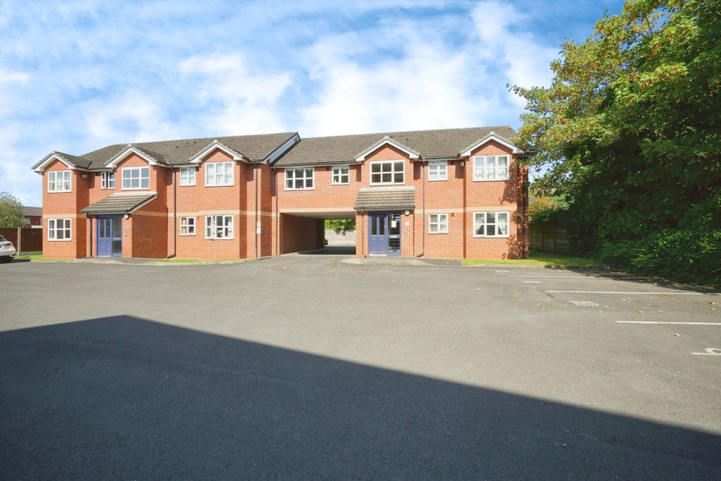 Property photo 1 of 16