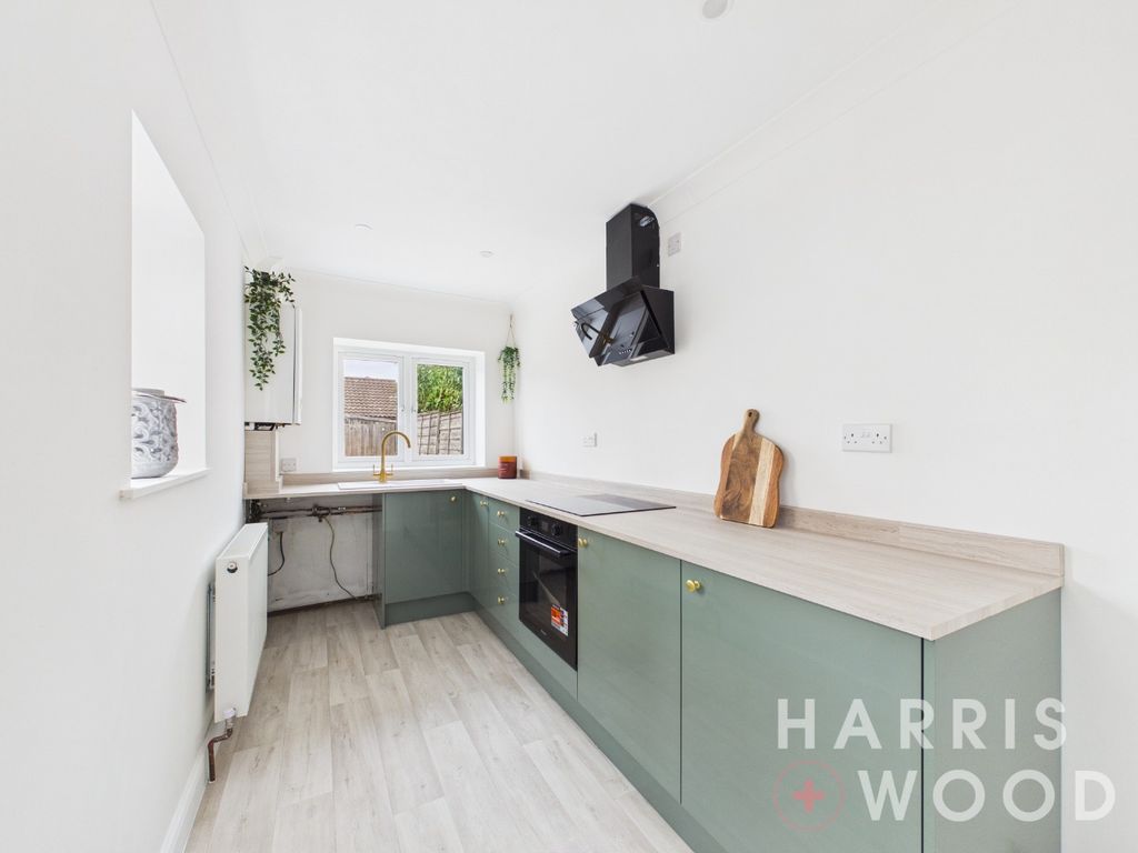 Property photo 2 of 12 5253612
