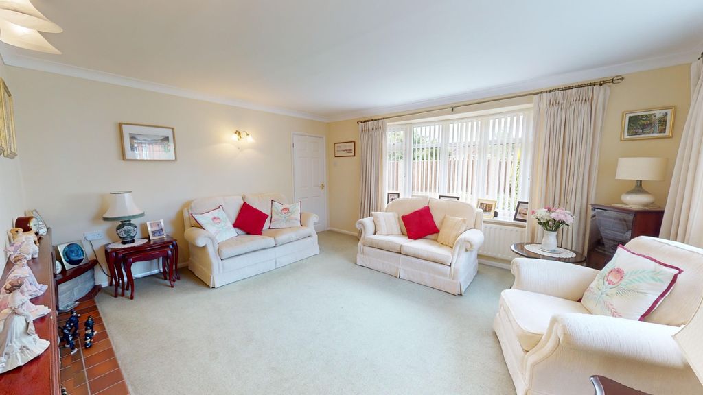 Property photo 3 of 30 3475035
