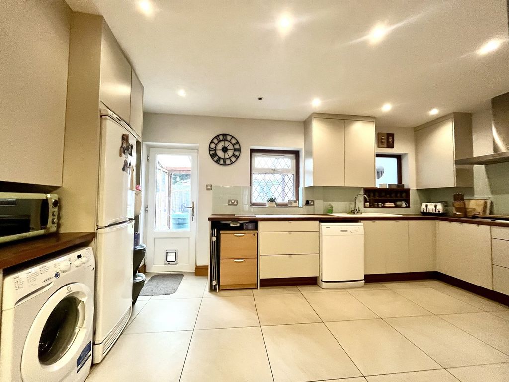 Property photo 3 of 17 Not Specified