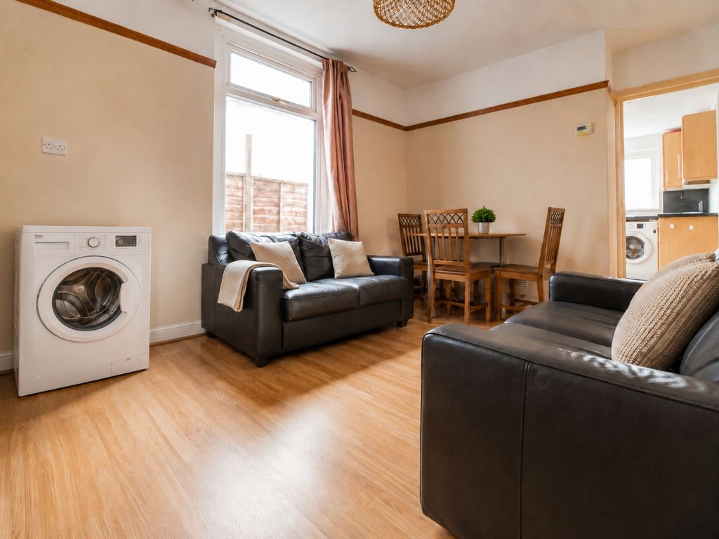 Property photo 3 of 11 Call 02920 454555 To Secure Your Viewing_3