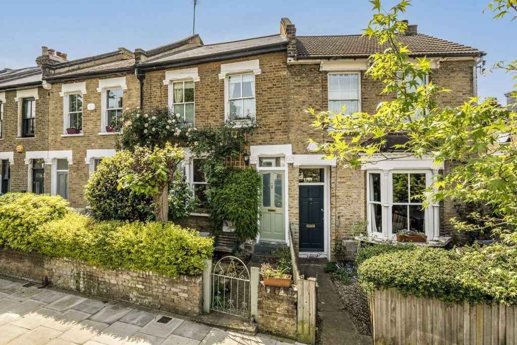 Property photo 1 of 7