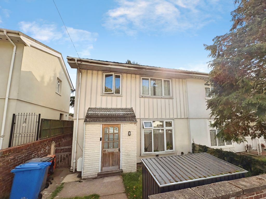 Property photo 1 of 11 Image