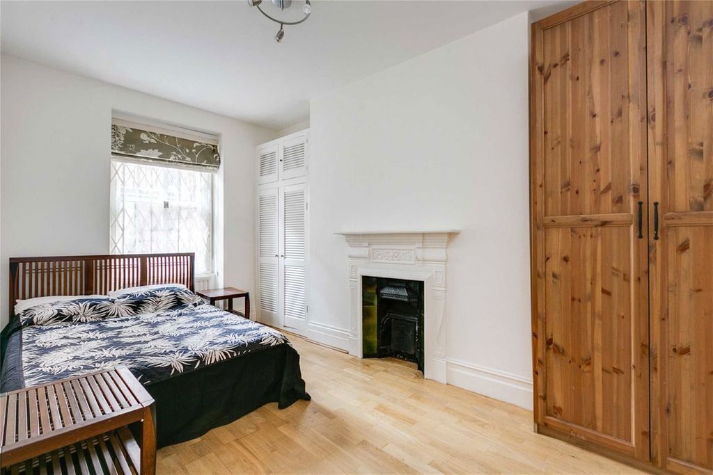 Property photo 2 of 7