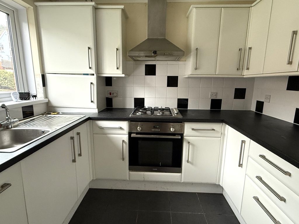 Property photo 3 of 18 Not Specified