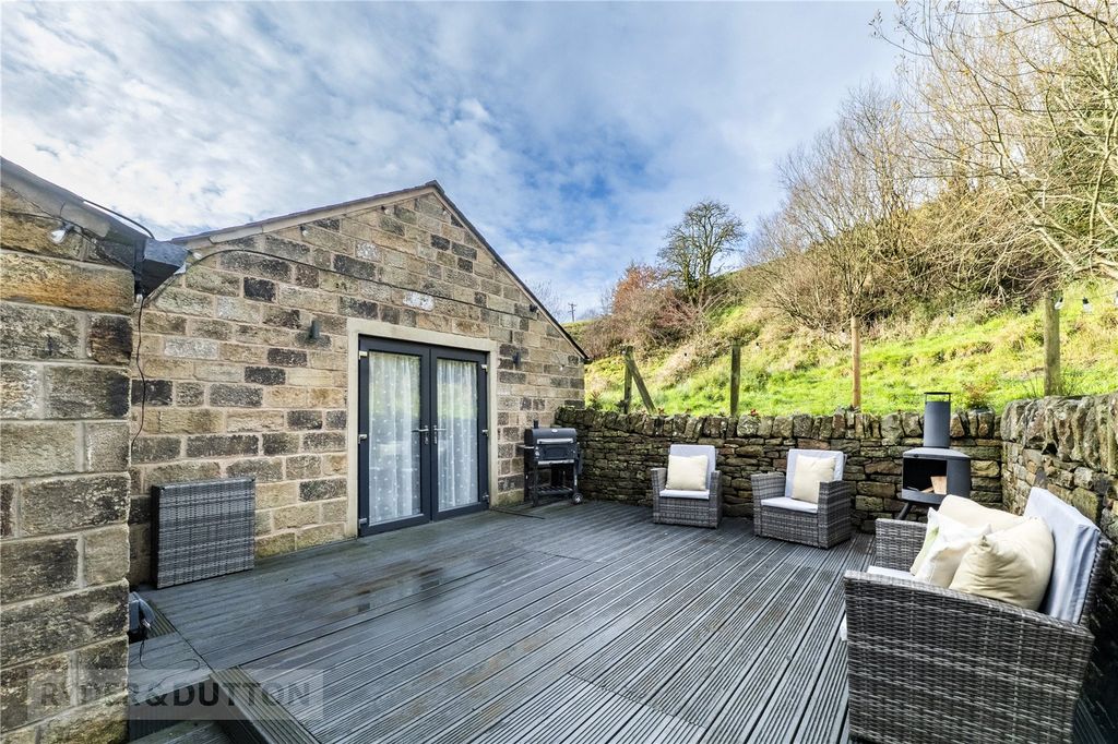 Property photo 3 of 17 Rear Garden