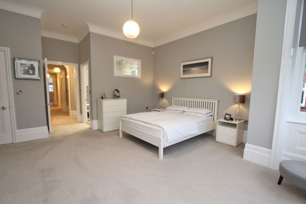 Additional image 27 of 5 bed semi-detached house for saleGaudick Road, Eastbourne BN20