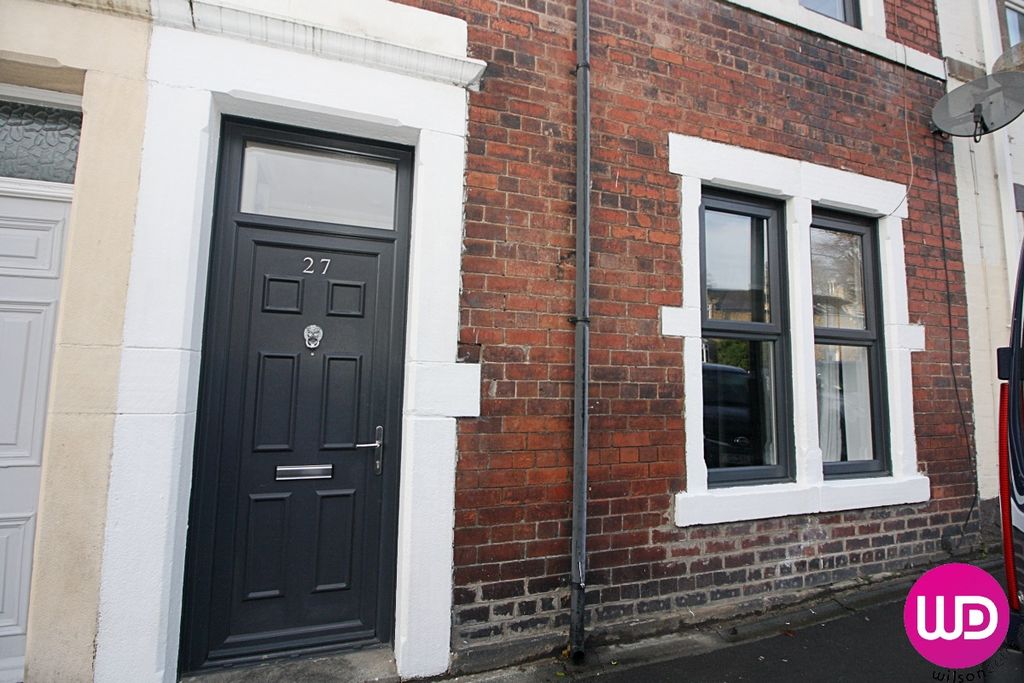 Property photo 2 of 24