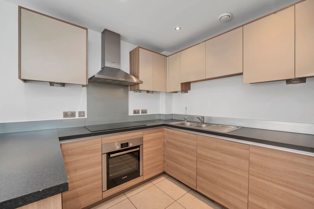 Property photo 2 of 19 Dcp_2015