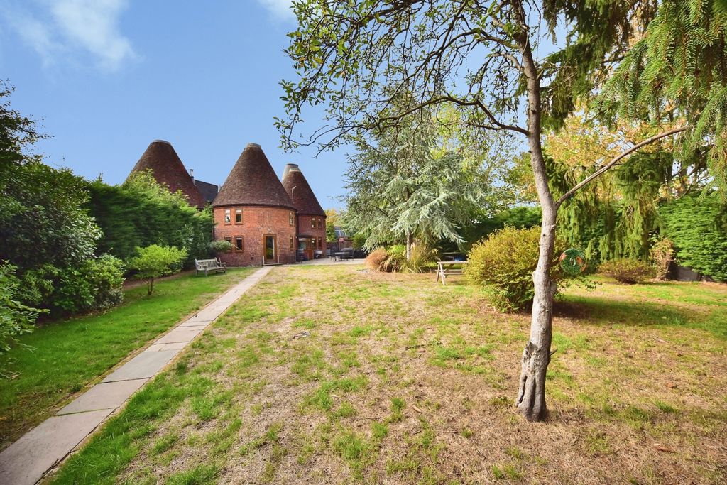 Property photo 1 of 24 Pbox-Img.Jpg