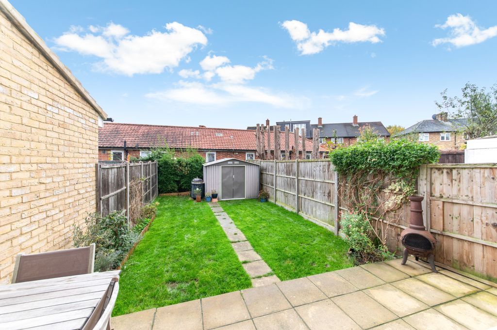 Property photo 3 of 18 Picture No. 15