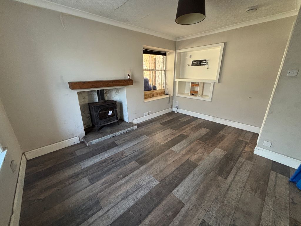 Property photo 2 of 10 2.Jpg