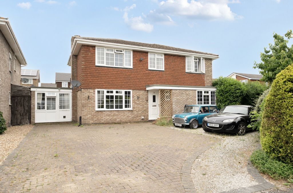 Property photo 1 of 17 1469213-22-6A19Ad...