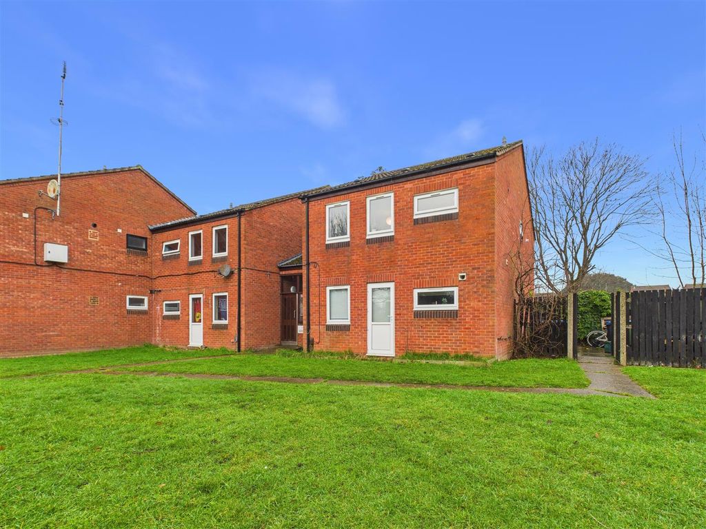 Property photo 1 of 9